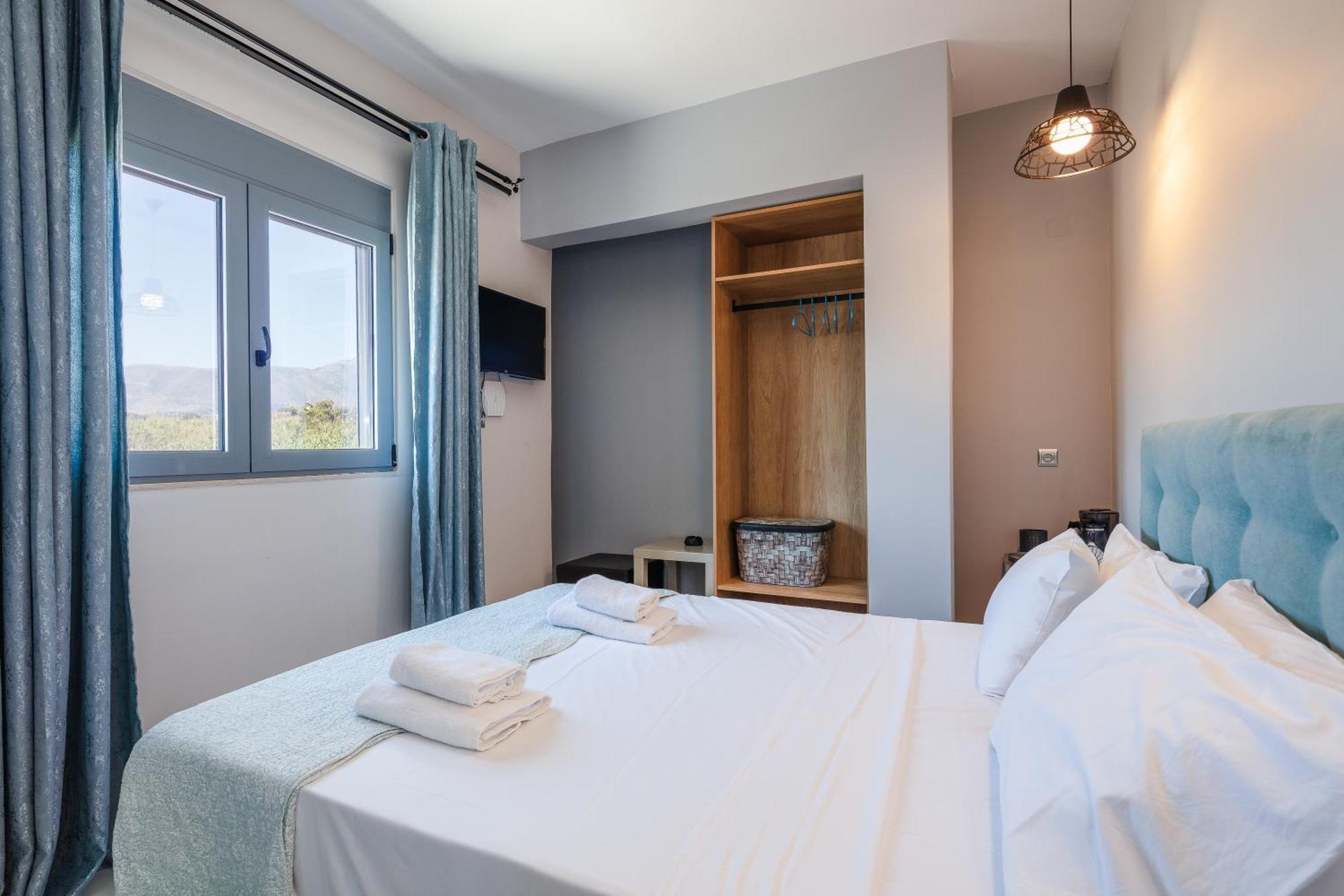 Hotel Iosifina, 80 Metres From Episkopi Beach! Dhrámia المظهر الخارجي الصورة