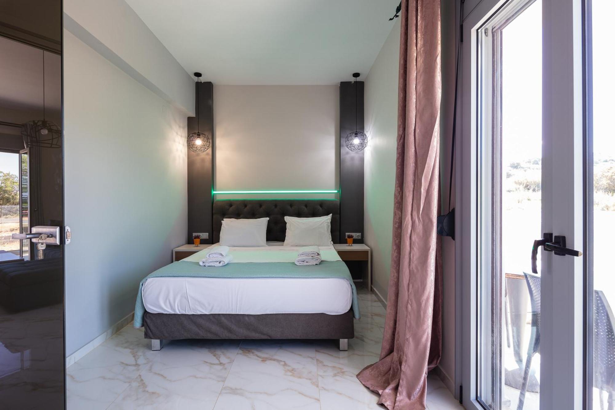 Hotel Iosifina, 80 Metres From Episkopi Beach! Dhrámia الغرفة الصورة